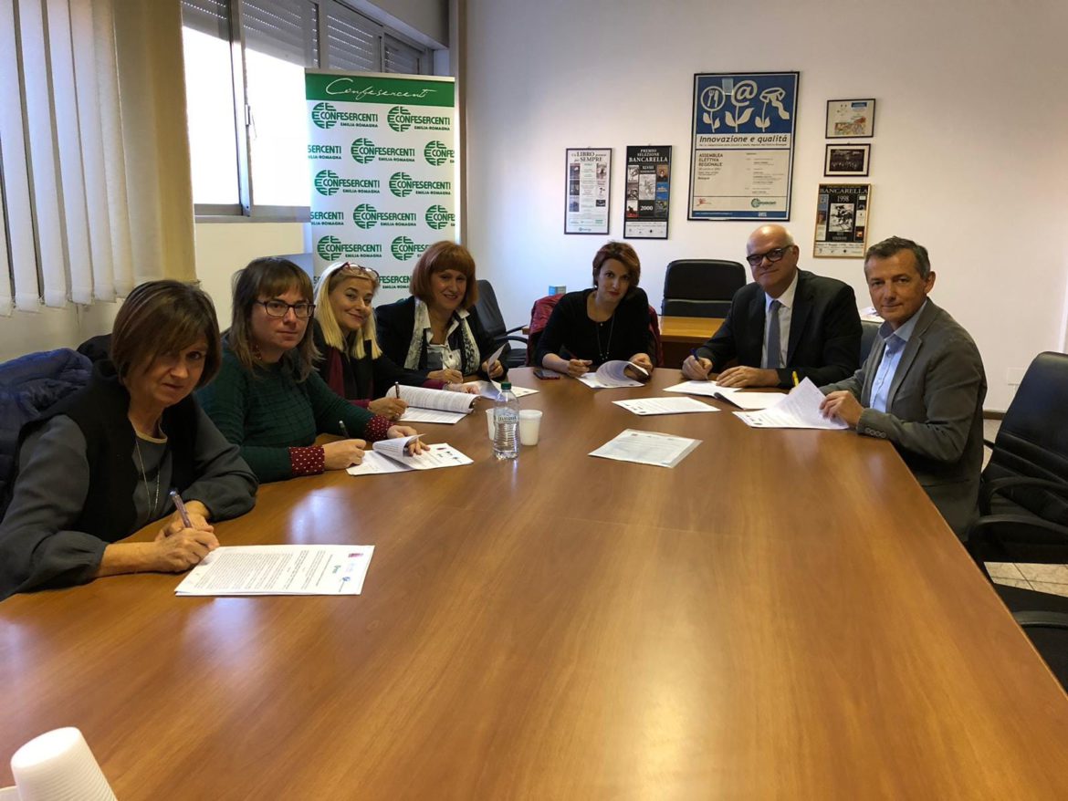 Uil-Uiltucs: accordo Confesercenti contro le molestie e la violenza nei luoghi di lavoro