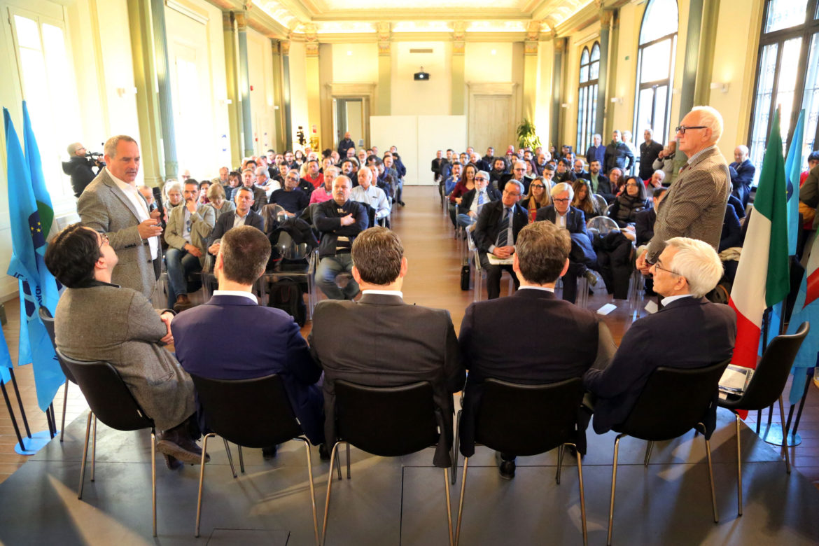BOLOGNA CONVEGNO UIL NUOVI LAVORI NUOVI DIRITTI