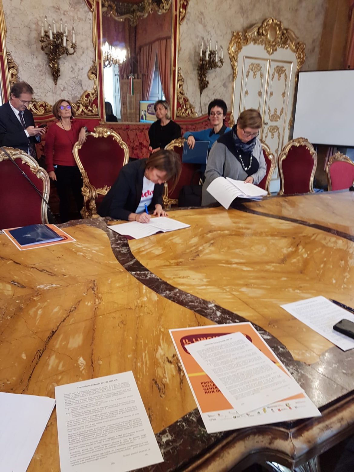 Morolli (Uil ER) sigla Protocollo metropolitano sulla comunicazione  e sul linguaggio non discriminitorio