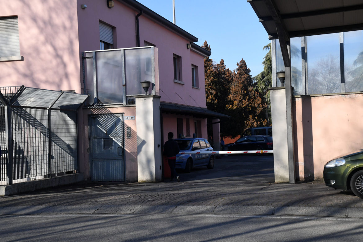 Uil (Bo): «Chiediamo  incontro urgente alla Prefettura di Bologna  per il Cas di via Mattei»