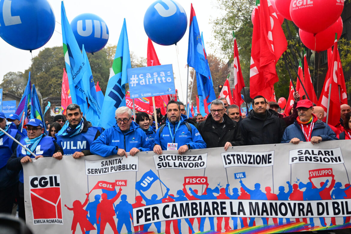 Sciopero generale: corteo e manifestazione a Bologna